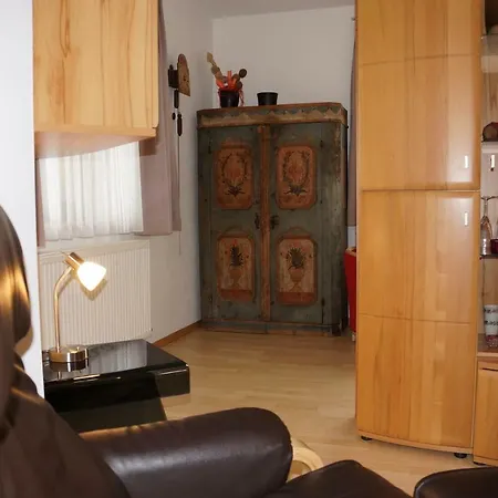 Haus Juen Apartamento *